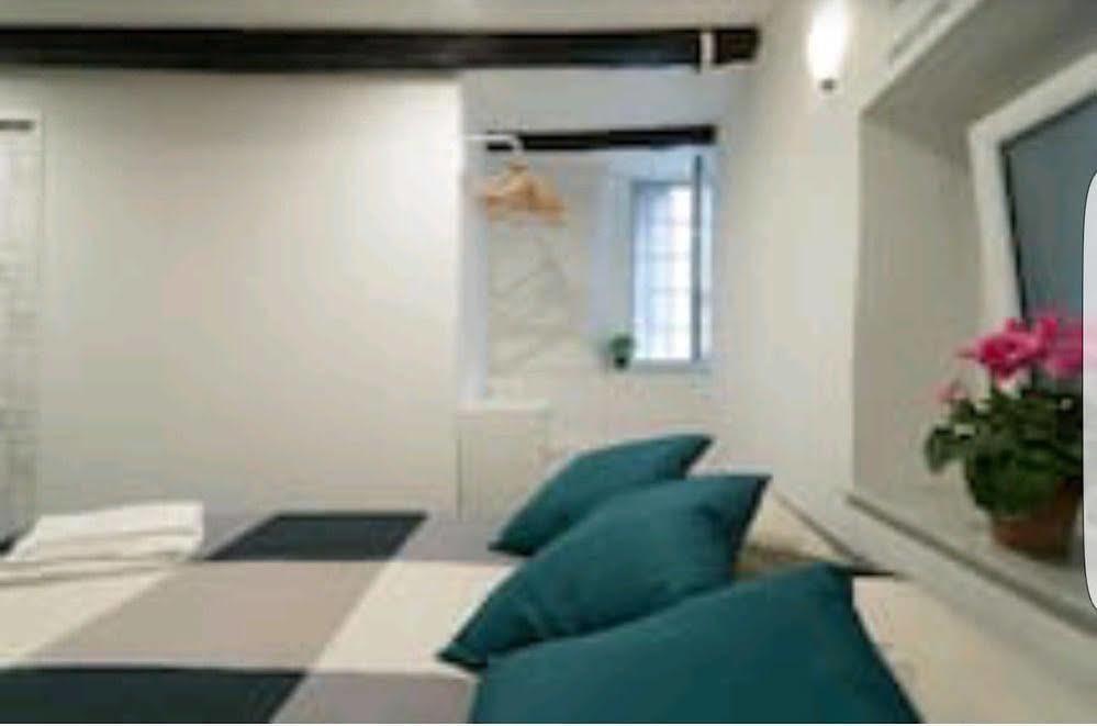 Flat Tribunali Napoli Exterior foto